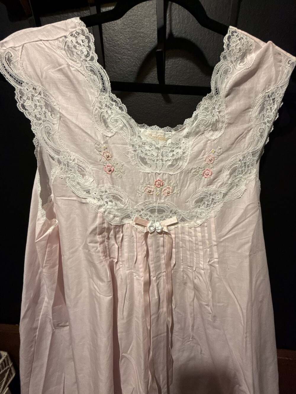 Vintage Barbizon Pink Lace Embroidered Maxi Nightgown Dress Size L - Picture 2 of 10
